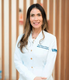 Dra. Thaiane Freitas Naves - Clínica Lumon Oftalmologia Avançada em São Paulo